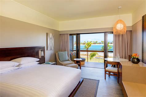 Fiji 5-Star Resort Villas | Fiji Marriott Resort Momi Bay