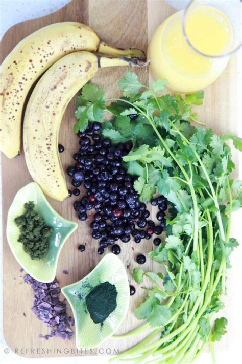 Heavy Metal Detox Smoothie - refreshingbites