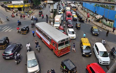 Thane: Ongoing road construction work affects traffic on Ghodbunder Road