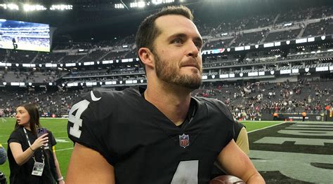 Derek Carr’s Brother Shares What Raiders QB Is Looking for in a Team ...