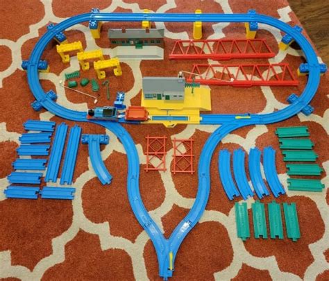 PLARAIL TOMICA THOMAS THE TANK ENGINE ADVENTURE TRACK SET 1998 + 2 ...