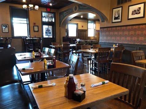 GRANDPA'S, Glenview - Restaurant Reviews, Photos & Phone Number - Tripadvisor