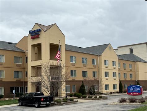 BEST Pet friendly Hotels in Bloomington Indiana