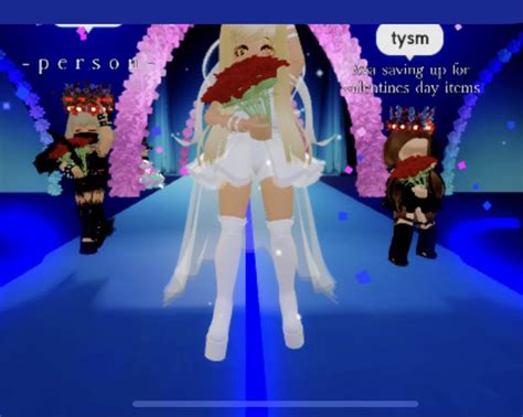 Today’s theme: Hipster........ : r/RoyaleHigh_Roblox