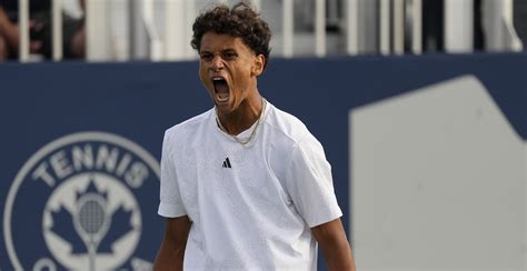 21-year-old Canadian Diallo has epic reaction after first pro tennis win | Offside