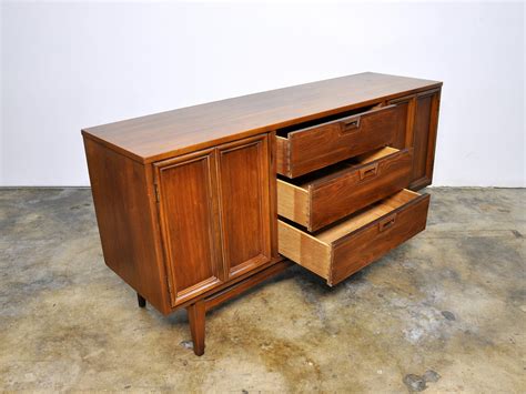 SELECT MODERN: Mid Century Credenza, Bar, Buffet or Sideboard