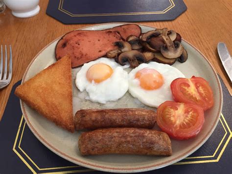 The Vegetarian Full English Breakfast - Hearty and Tasty