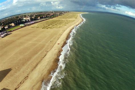 Great Yarmouth Pier | Dronestagram