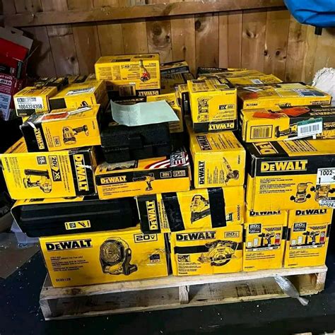 Milwaukee And Dewalt Tools - Pallets Liquidation