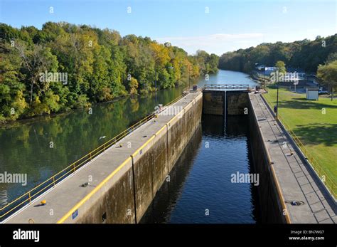 Seneca Falls New York Canal Lock Stock Photo - Alamy