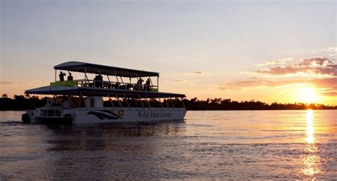 Zambezi River Cruise : Zimbabwe Holiday Architects