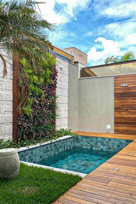 15 x Small Swimming Pool Ideas & Designs