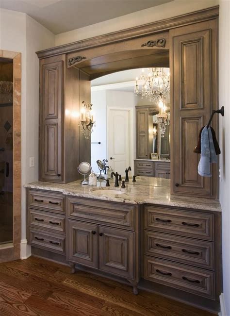 The Best Custom Bathroom Vanity Mirrors