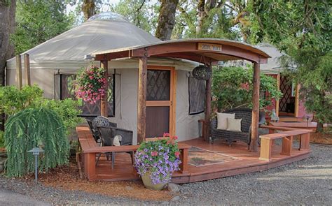 What's Your Yurt Decorating Style? - Pacific Yurts