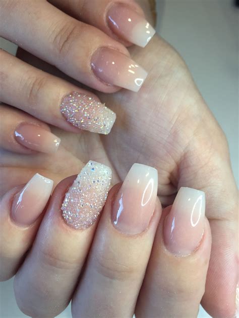 Subtle ombre nails | Bridesmaids nails, Bride nails, Bridesmaid nails ...