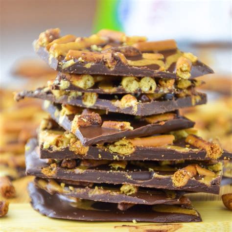 Chocolate Pretzel Bark with Kay's Naturals - Veggie World Recipes