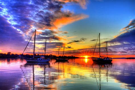 Sailboats & Sunset | Beautiful landscapes, Boat, Sunset