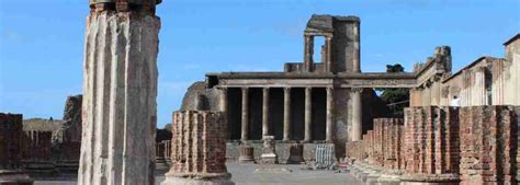 Visit in one day Tour Naples and Pompeii from Rome