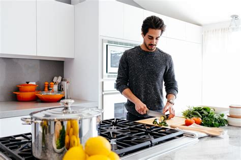 Une cuisine chez un mâle. - Imparfaites