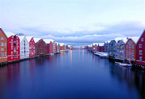 Trondheim on a snowy winter day | Bjorn Free