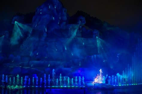 Fantasmic Disney World 2024 - Diena Florrie