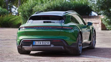 2021 Porsche Taycan Cross Turismo | InsideEVs Photos