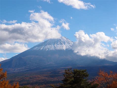 Mount Fuji @ Trail from Koyodai to Aokigahara | Guilhem Vellut | Flickr