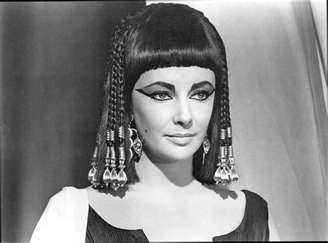 Cleopatra 1024 x 768 wallpaper download