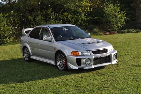 Mitsubishi Lancer Evo V - Jap Imports UK