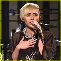 Miley Cyrus Performs ‘Wrecking Ball’ on SNL – Watch Now! | Miley Cyrus ...