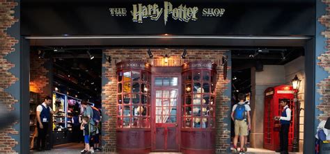 THE HARRY POTTER™ SHOP expands at Heathrow Terminal 5 - Airport Suppliers