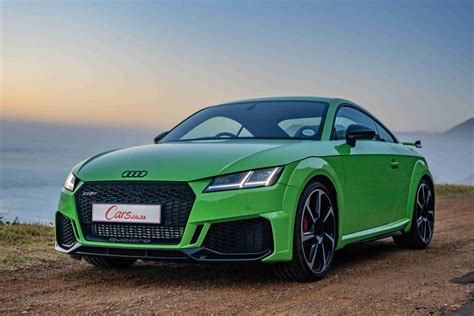 Audi TT RS (2021) Review