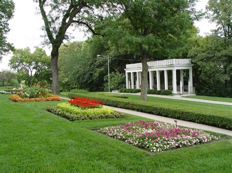 Mt. Vernon Gardens (Omaha) | VisitNebraska.com