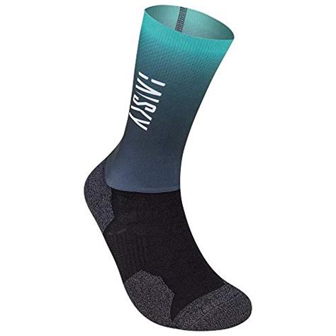 10 Best Aero Cycling Socks in 2024 (January update)