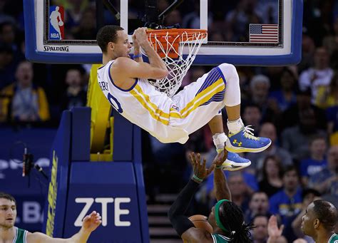 How Many Career Dunks Does Steph Curry Have? - Sportscasting | Pure Sports