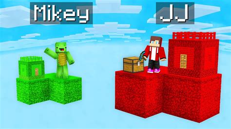 Mikey TINY Skyblock vs JJ GIANT Skyblock Survival Battle in Minecraft (Maizen) - Minecraft videos