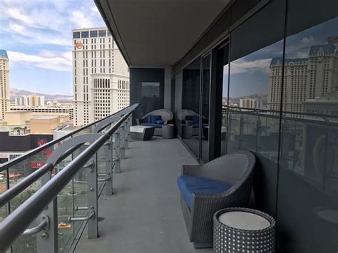 The cosmopolitan of las vegas wraparound terrace suite - gertymat