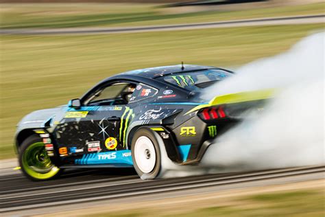 Ford Unveils 1,300 HP 2024 Mustang RTR Spec 5-FD Formula Drift Racer | HiConsumption