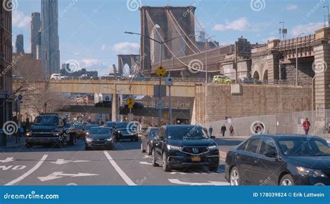 Brooklyn Street View with Brooklyn Bridge New York - NEW YORK CITY, USA ...