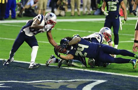 Super Bowl 49: Marshawn Lynch goes Beast Mode for TD (Video)