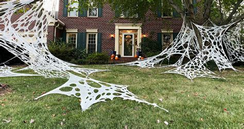 How To Make Giant Halloween Spider Webs - South Lumina Style