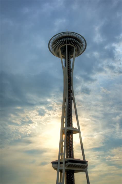 Bubba's Garage: Visiting the Space Needle in Seattle, Washington