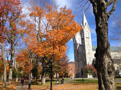 Bowdoin College – College Right