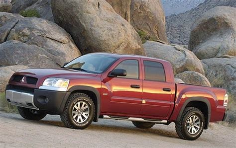 2006 Mitsubishi Raider Review & Ratings | Edmunds