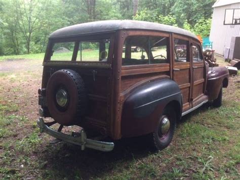 1946 Ford Super DeLuxe Woody Wagon 5 | Barn Finds