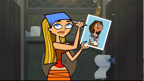 Lindsay with a photo of Courtney - Total Drama All-Stars Photo ...