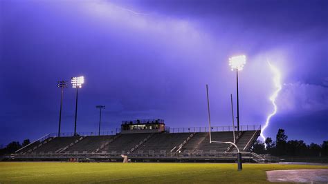 Weather alert: Intense storms, high winds expected in Lansing area