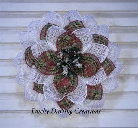 Christmas flower wreath | Flower wreath, Burlap wreath, Christmas wreaths