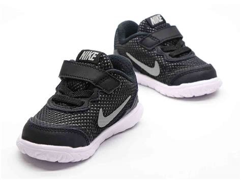 The Best Children’s Shoes for Wide Feet Reviewed 2023