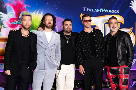 *NSYNC Reunites at ‘Trolls Band Together’ Premiere